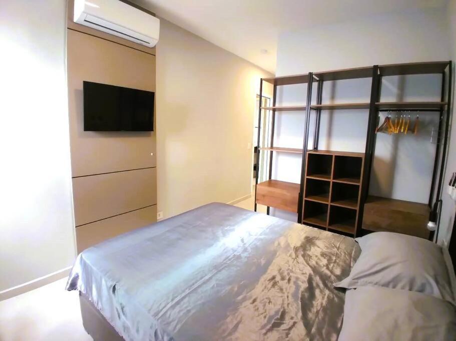 Ap Frente Mar Com Ar-Condicionado E Varanda Gourmet Mongagua Bagian luar foto